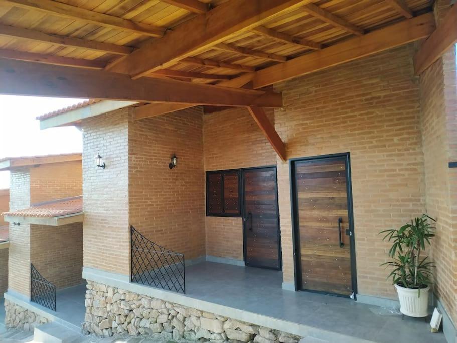 Lodge La Serra Negra (Sao Paulo)
